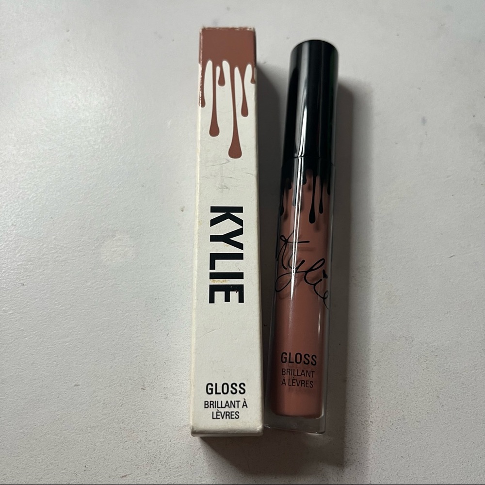 Kylie Cosmetics Lipgloss in Like